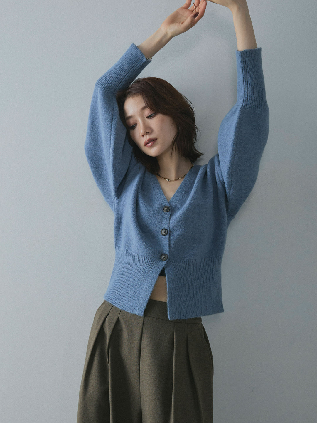 【Allure】[SET]アルパカタッチVネックカーディガン+アルパカタッチVネックカーディガン(2set)