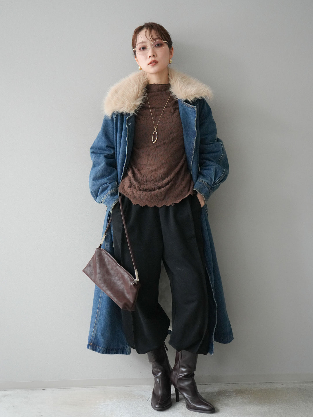 [予約]ファー襟デニムロングコート/blue