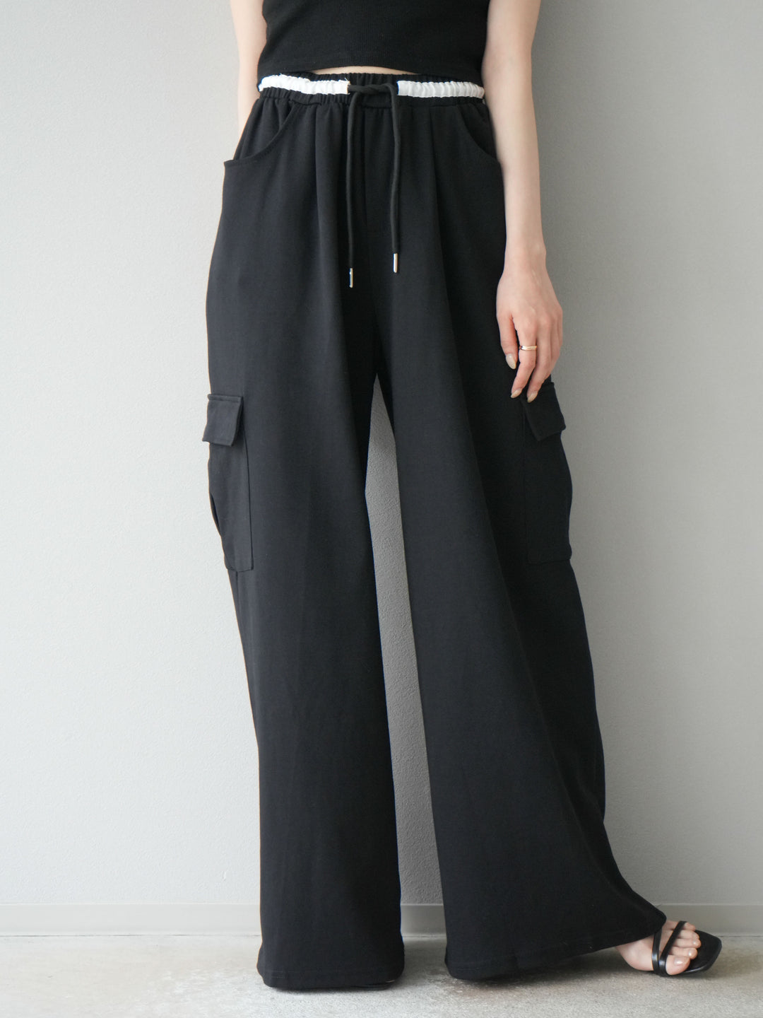 【預購】腰部側袋運動褲/黑色