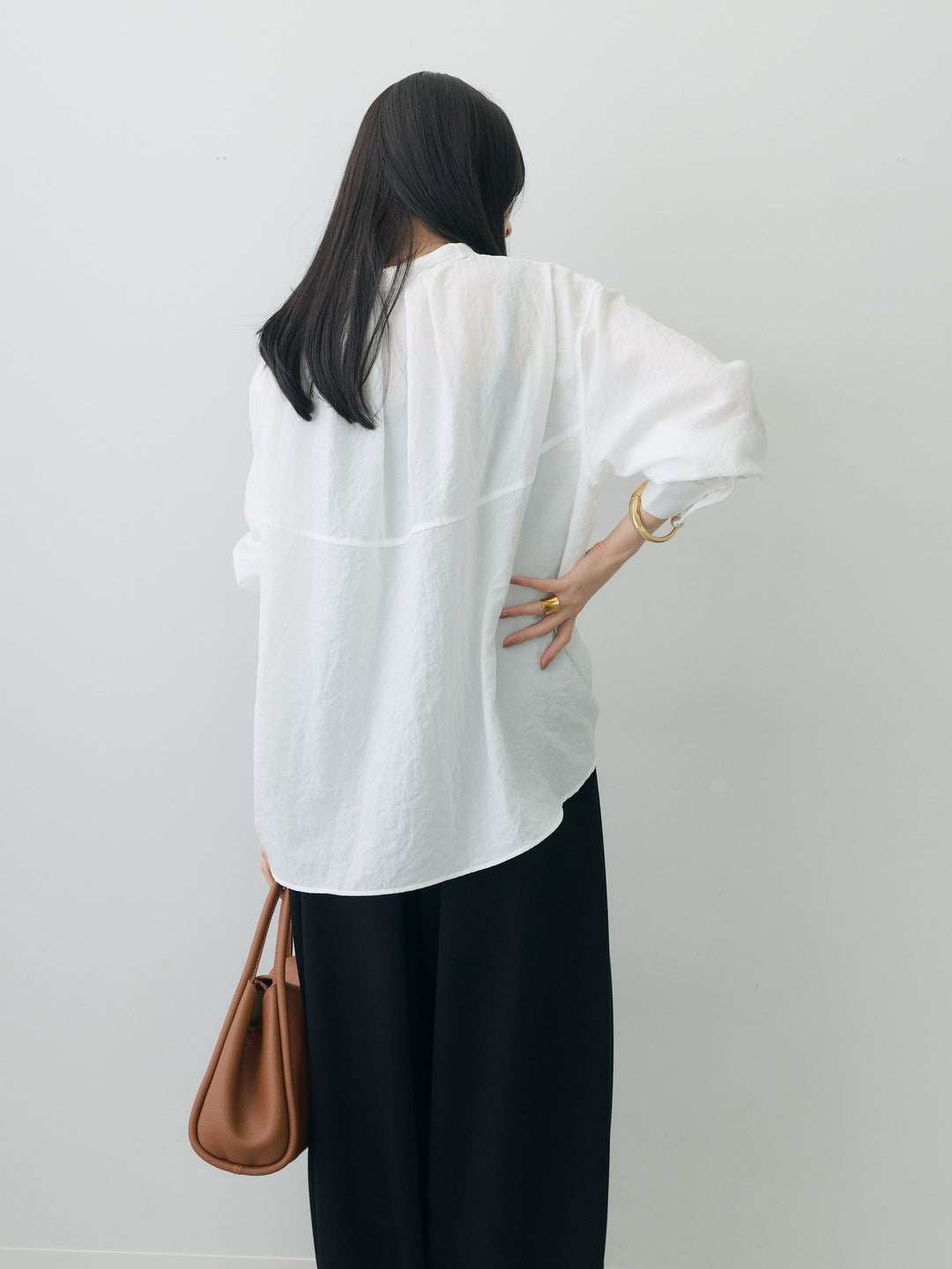 [予約]バックギャザーボウタイブラウス/offwhite