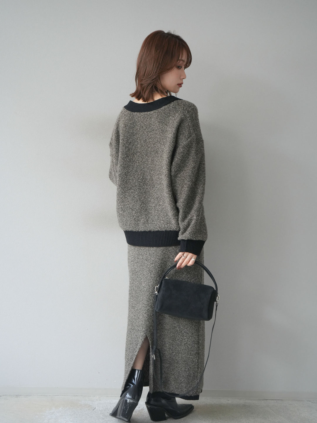 [SET]ブークレバイカラーニットカーディガン+ブークレバイカラータイトニットスカート(2set)