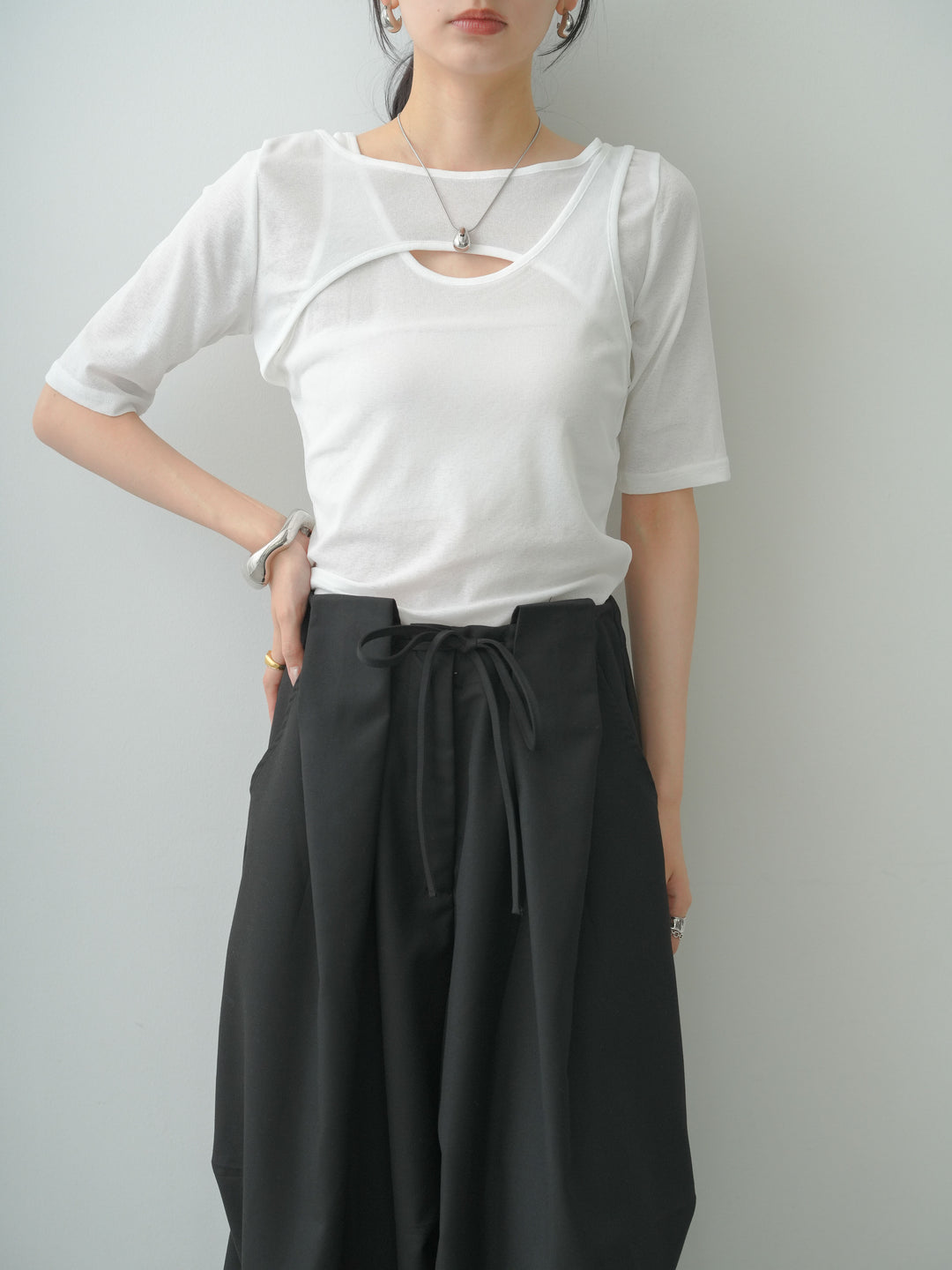 [SET]前後2wayシアーアシメレイヤード風TEE+ベルトループカーブタックワイドパンツ(2set)