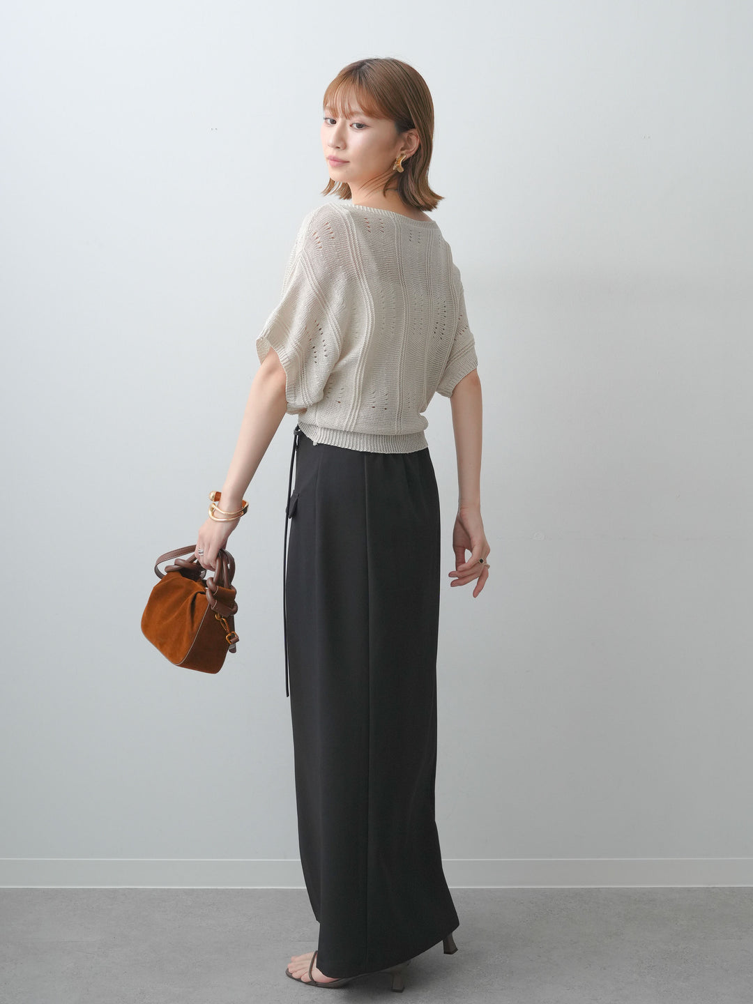 [SET]アイレットサマーニットトップス+クレープデシンフラップ付きストレートスカート(2set)