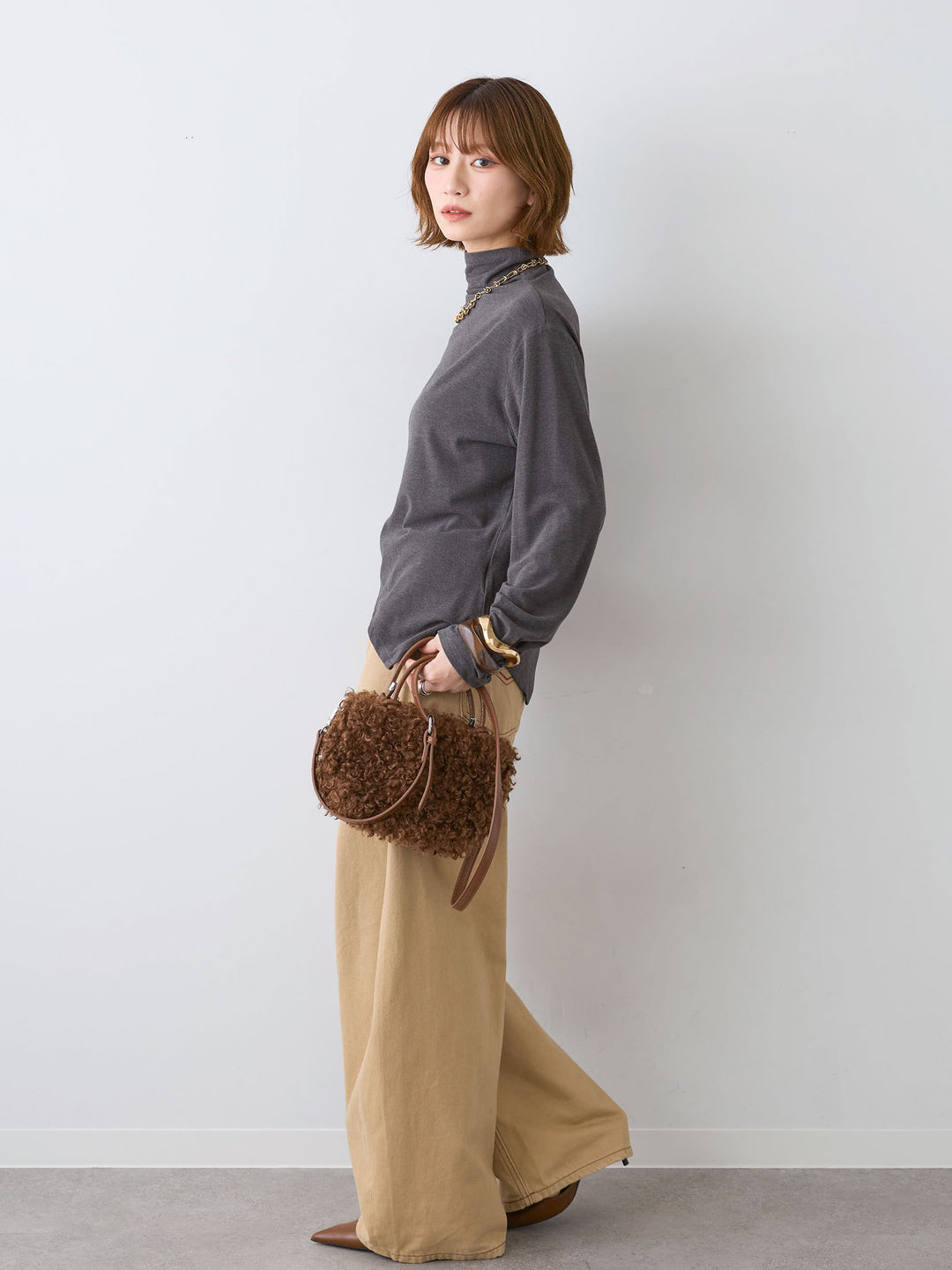[SET]モックネックアシメヘムトップス+カラーステッチワイドパンツ(2set)