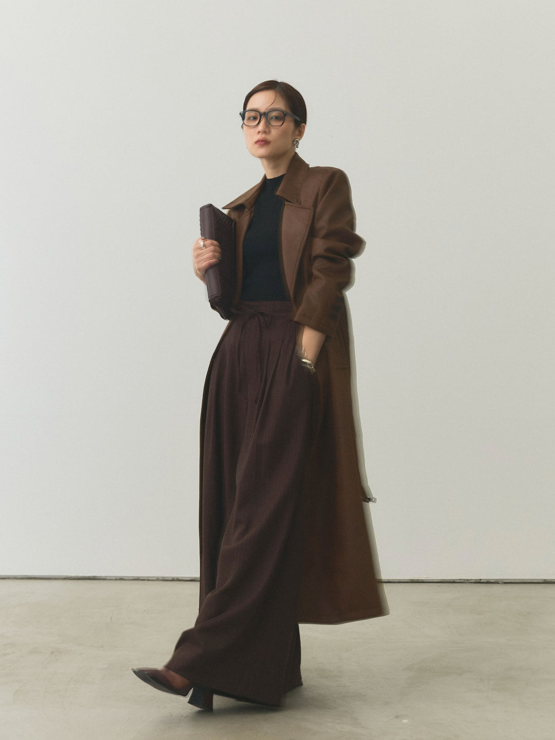 【Allure】[SET]デザインリブハーフニットトップス+ウールライクストライプワイドパンツ+ヴィンテージレザートレンチコート(3set)