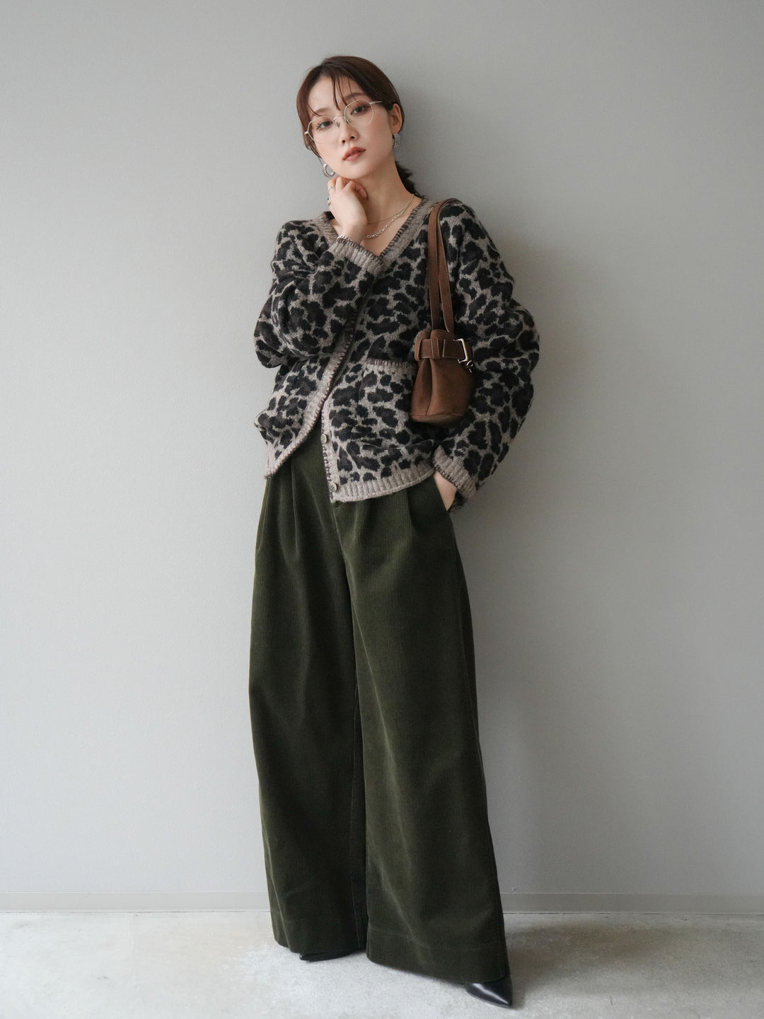 [予約]ベルト付コーデュロイワイドパンツ/green