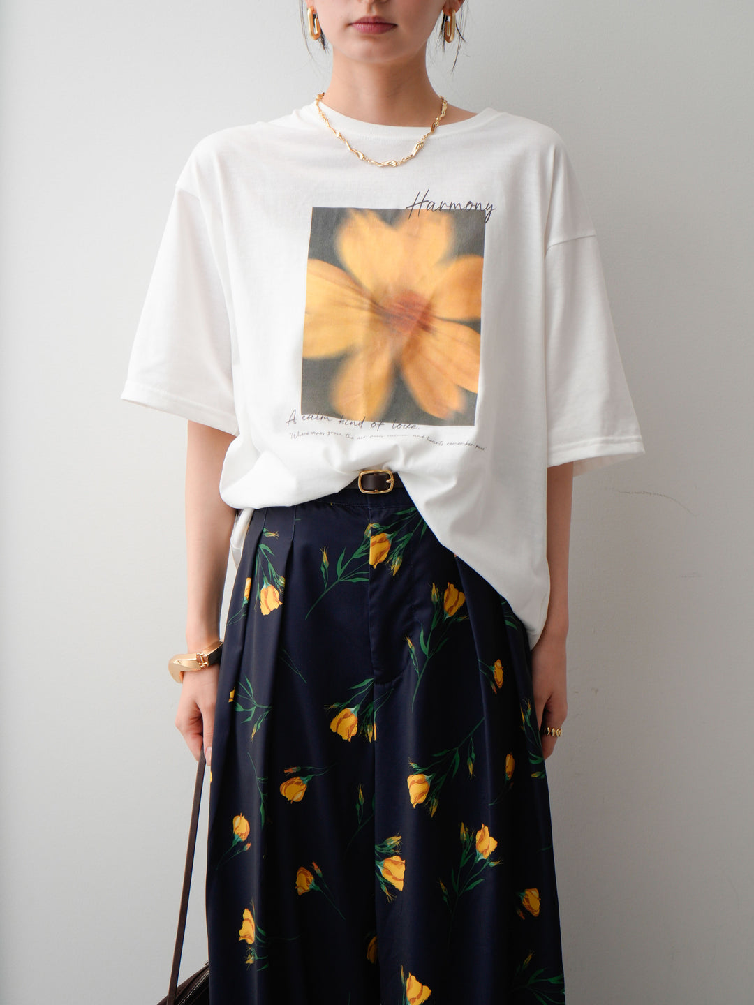 [SET]フラワーフォトTEE+フラワープリントドレープタックパンツ(2set)