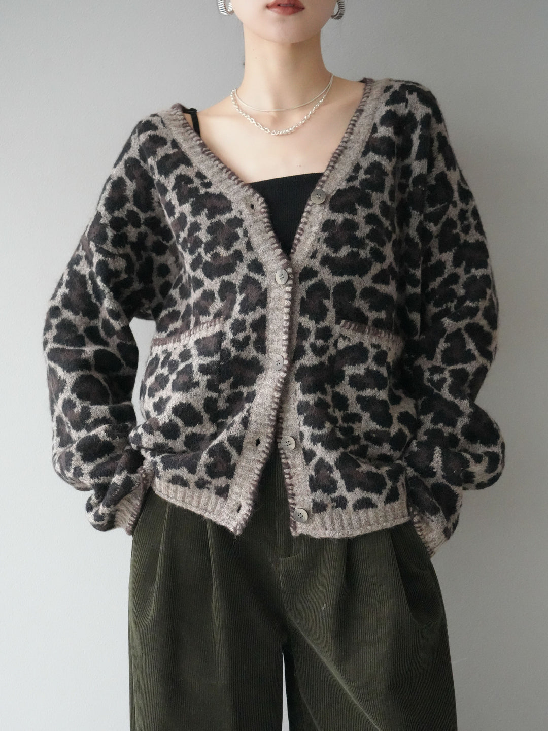 [予約]アニマル柄ステッチニットカーディガン/brown