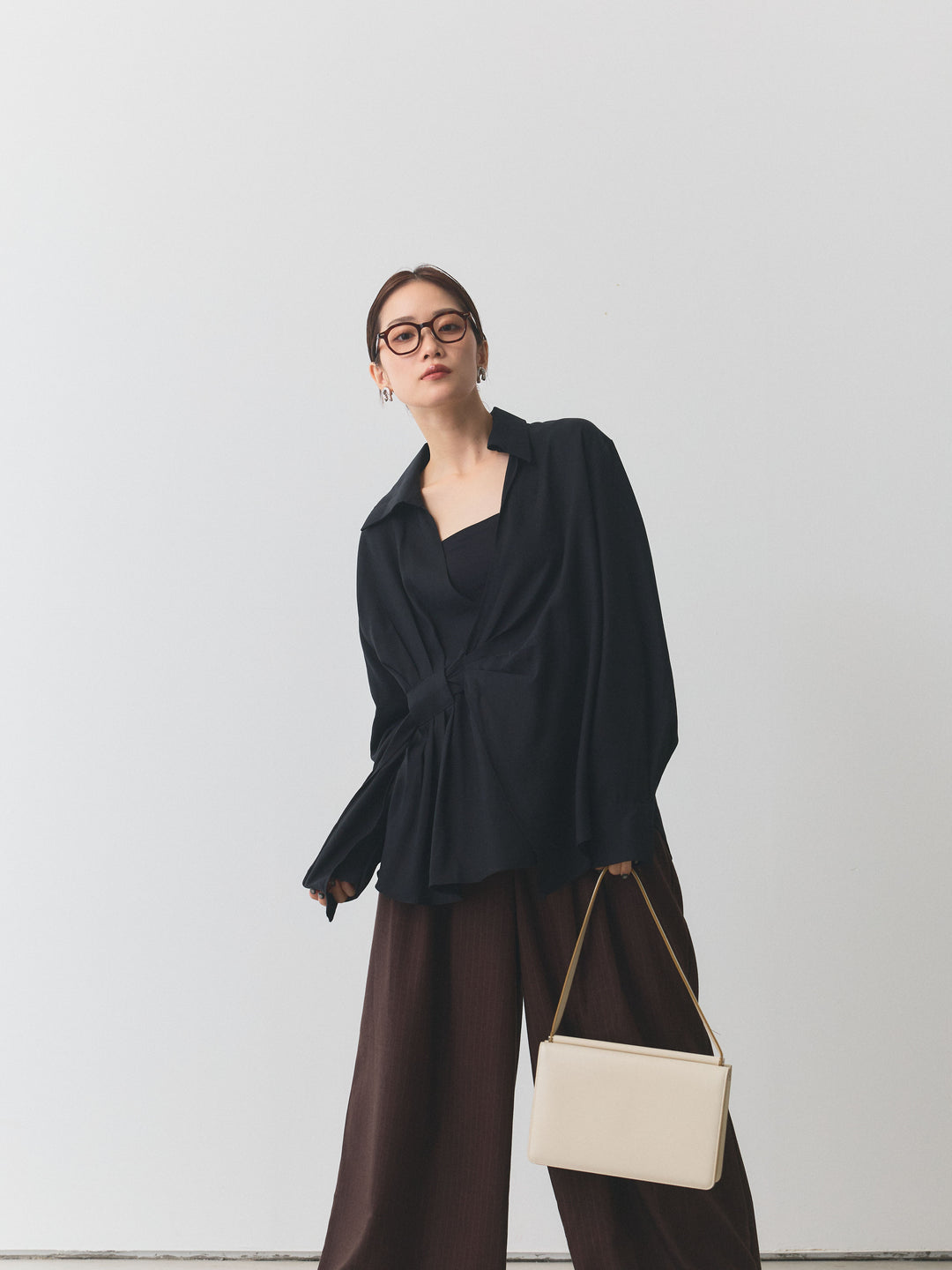 【Allure】[SET]ドレープデザインシャツ+ウールライクストライプワイドパンツ(2set)