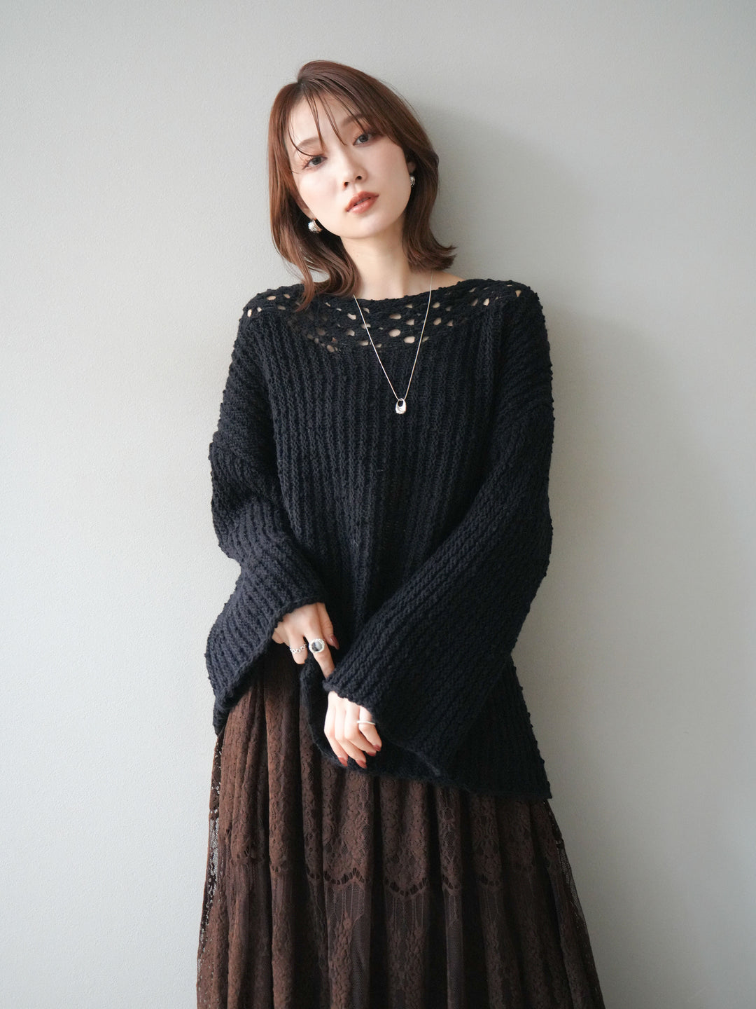 [予約]ボートネック透かし編みニットプルオーバー/navy