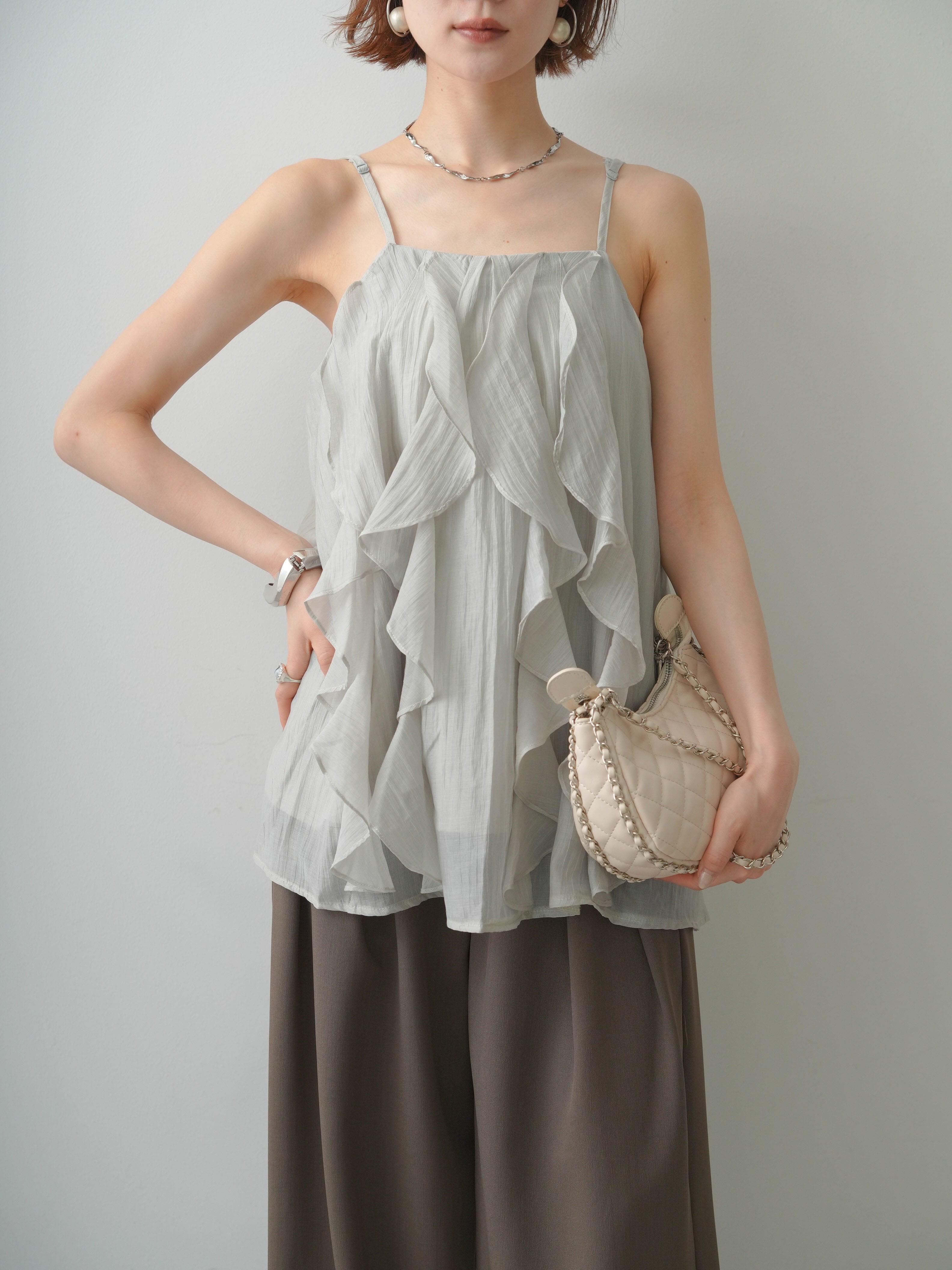 SET]フロントラッフルシアーキャミソール+フロントラッフルシアー