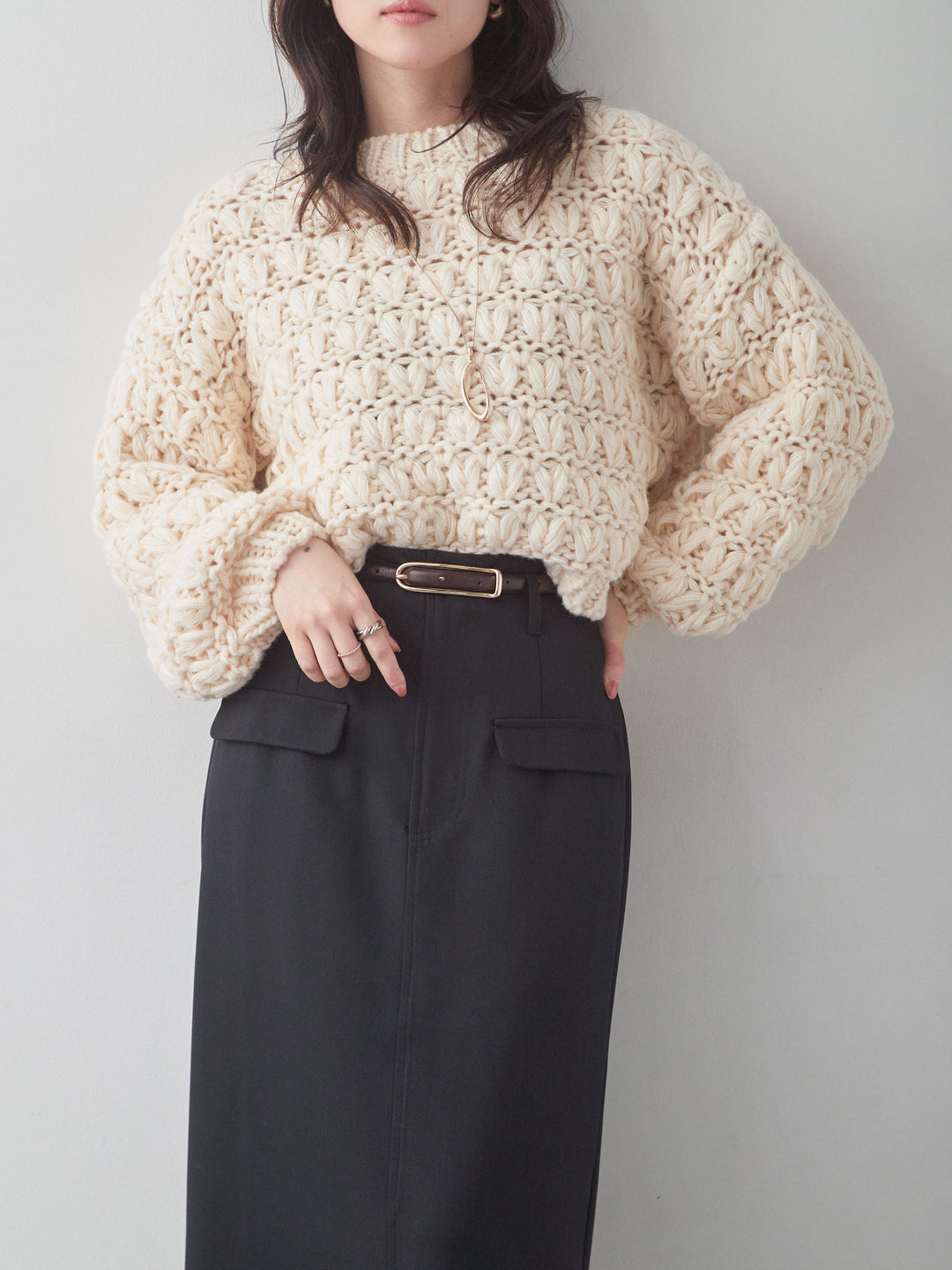 [SET]ループクロップニットトップス+クレープデシンフラップ付きストレートスカート(2set)