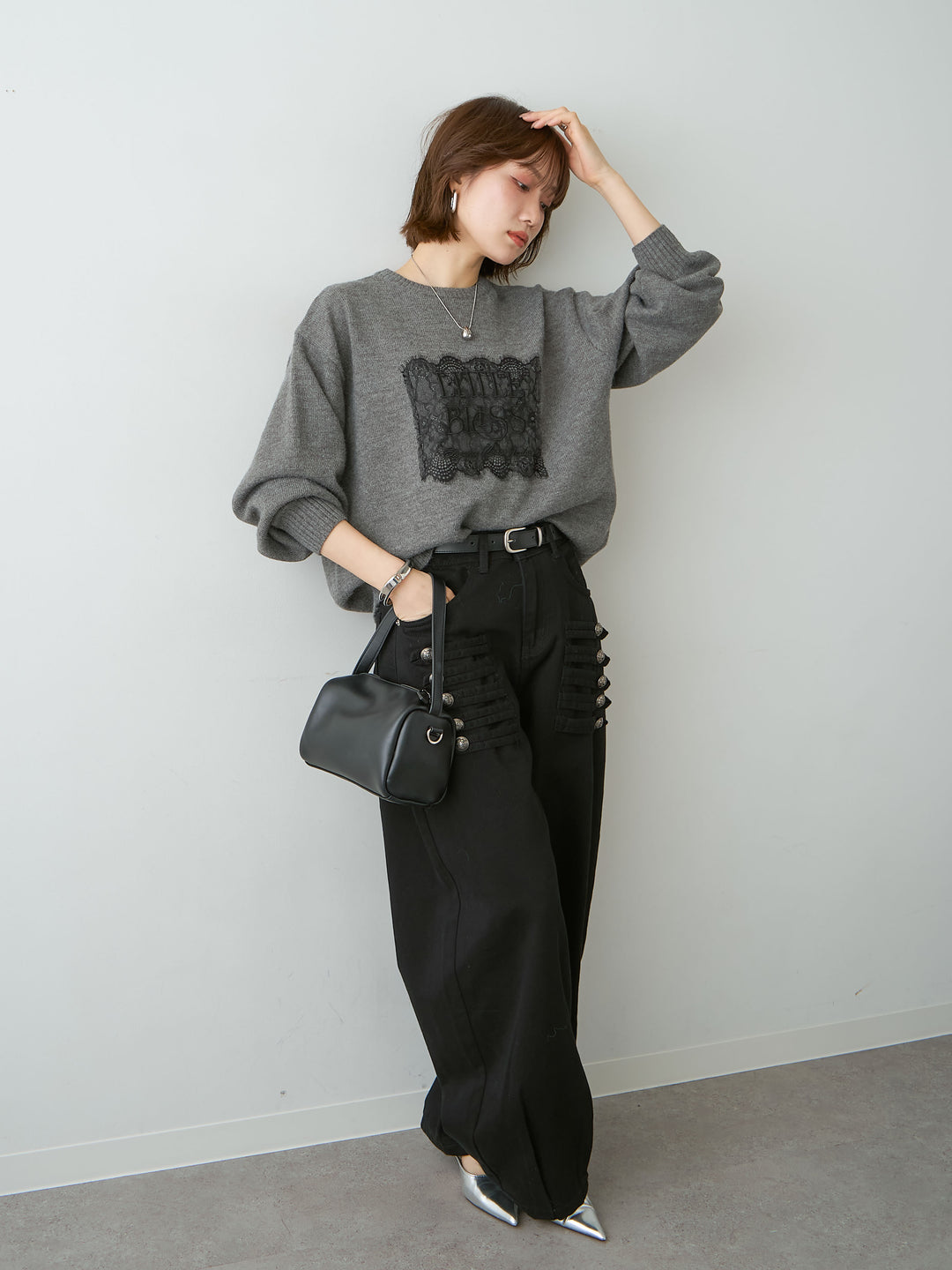 [SET]アルパカタッチ刺繍レースロゴニットプルオーバー+ナポレオンコットンカーブパンツ(2set)