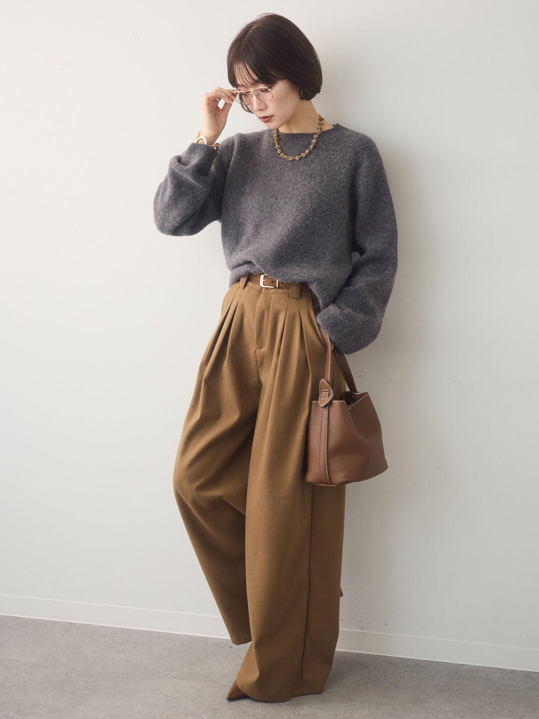 [SET]ソフトヘアリークルーネックニットトップス+ダブルタックドレープストレートワイドパンツ(2set)