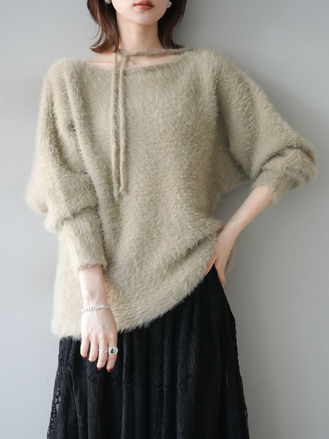 [予約]紐付きシャギーニットプルオーバー/beige