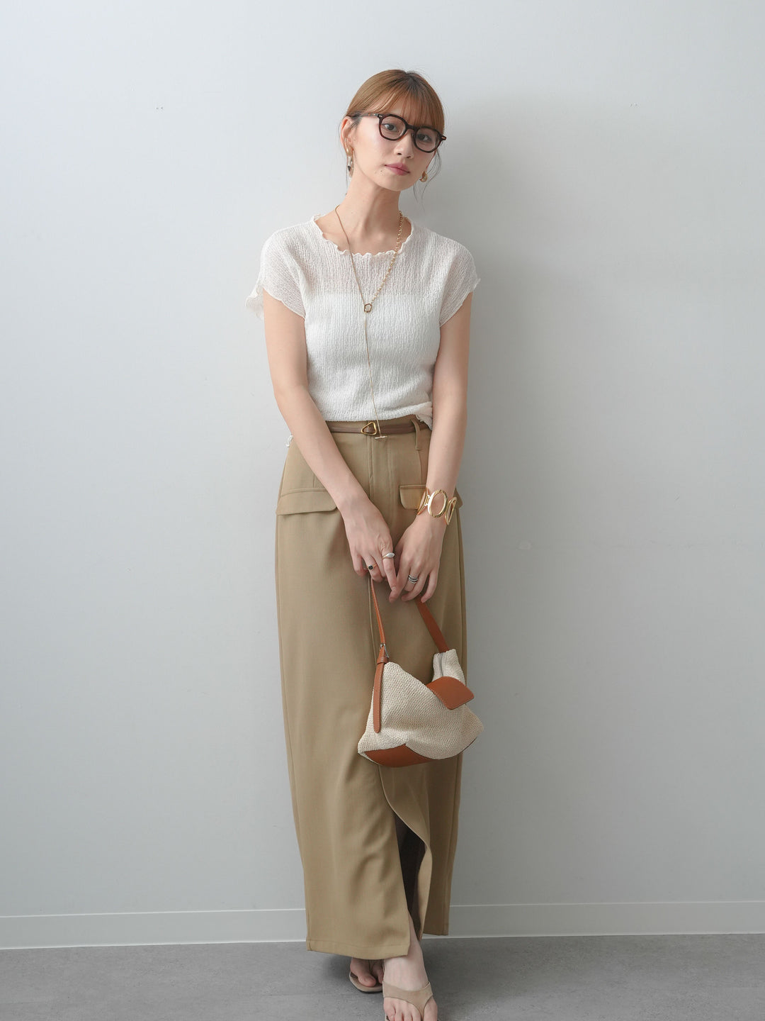[SET]シャーリングシアーバックオープンフレンチトップス+クレープデシンフラップ付きストレートスカート(2set)