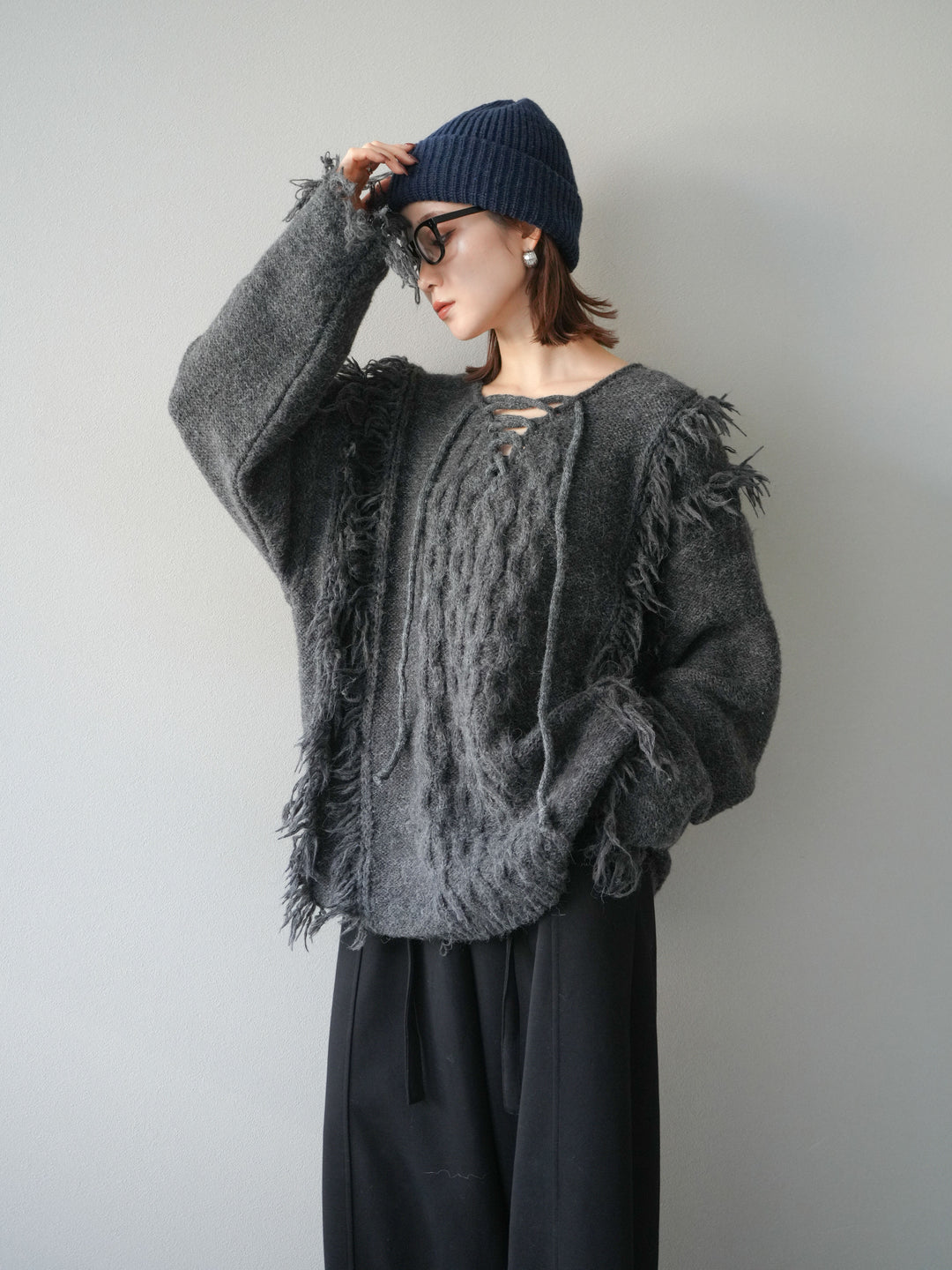 [予約]レースアップフリンジニットプルオーバー/gray