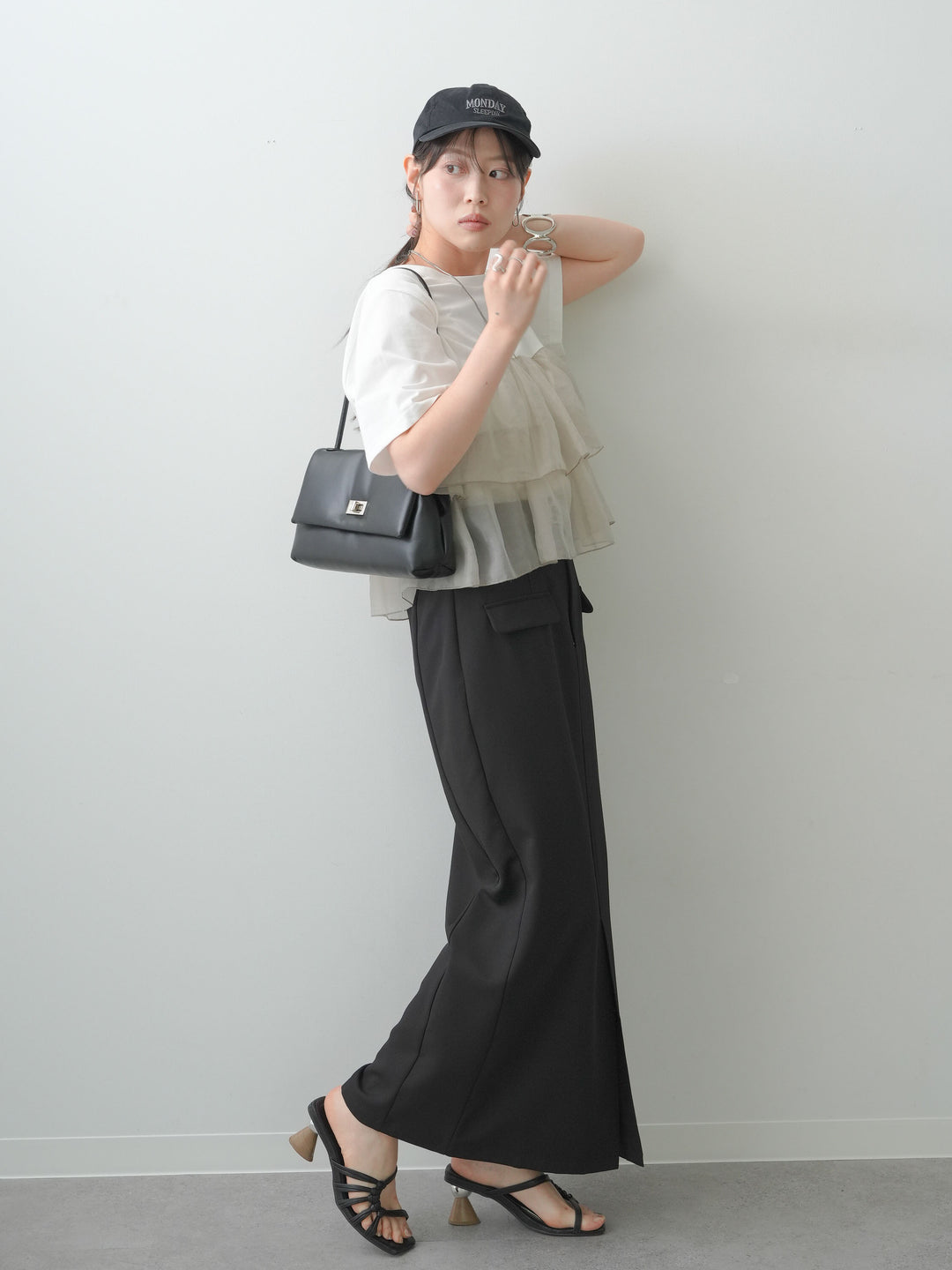 [SET]オーガンジーフリルドッキングTEE+クレープデシンフラップ付きストレートスカート(2set)
