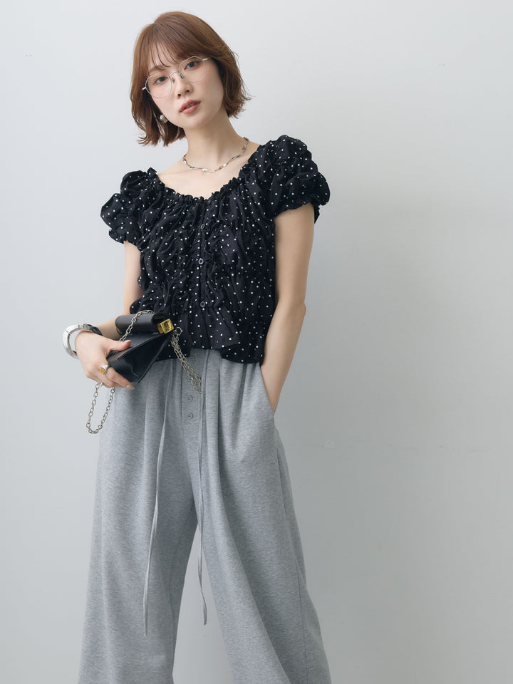 [予約]ドット半袖シャーリングフリルブラウス/black