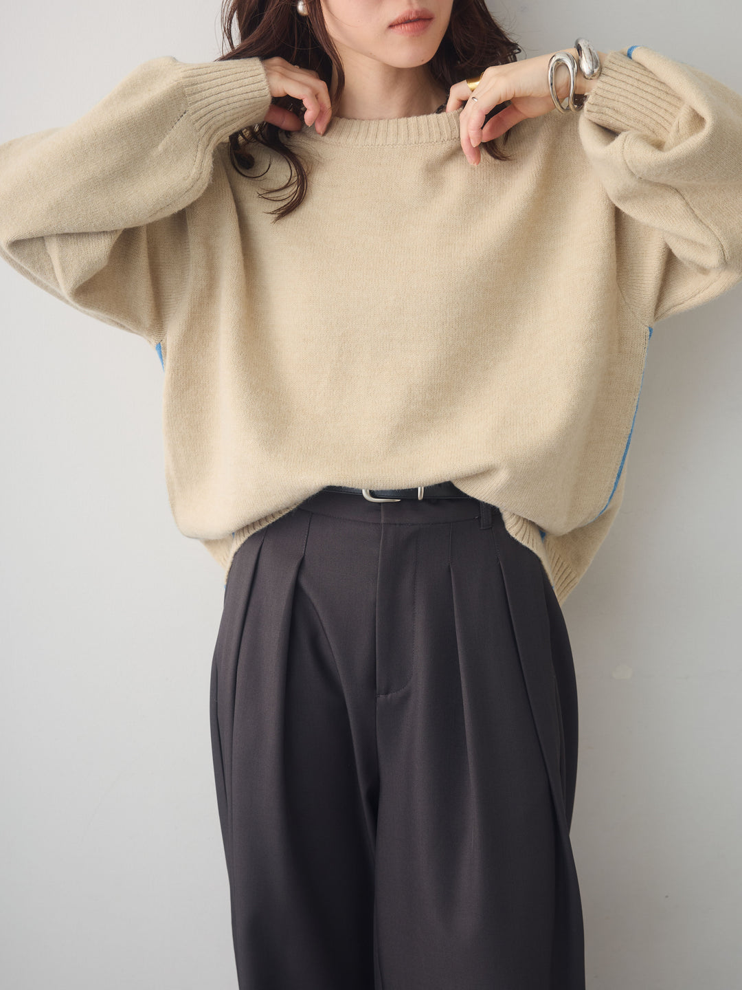 [SET]アルパカタッチサイドバイカラーニットプルオーバー+選べるアクセセット(2set)