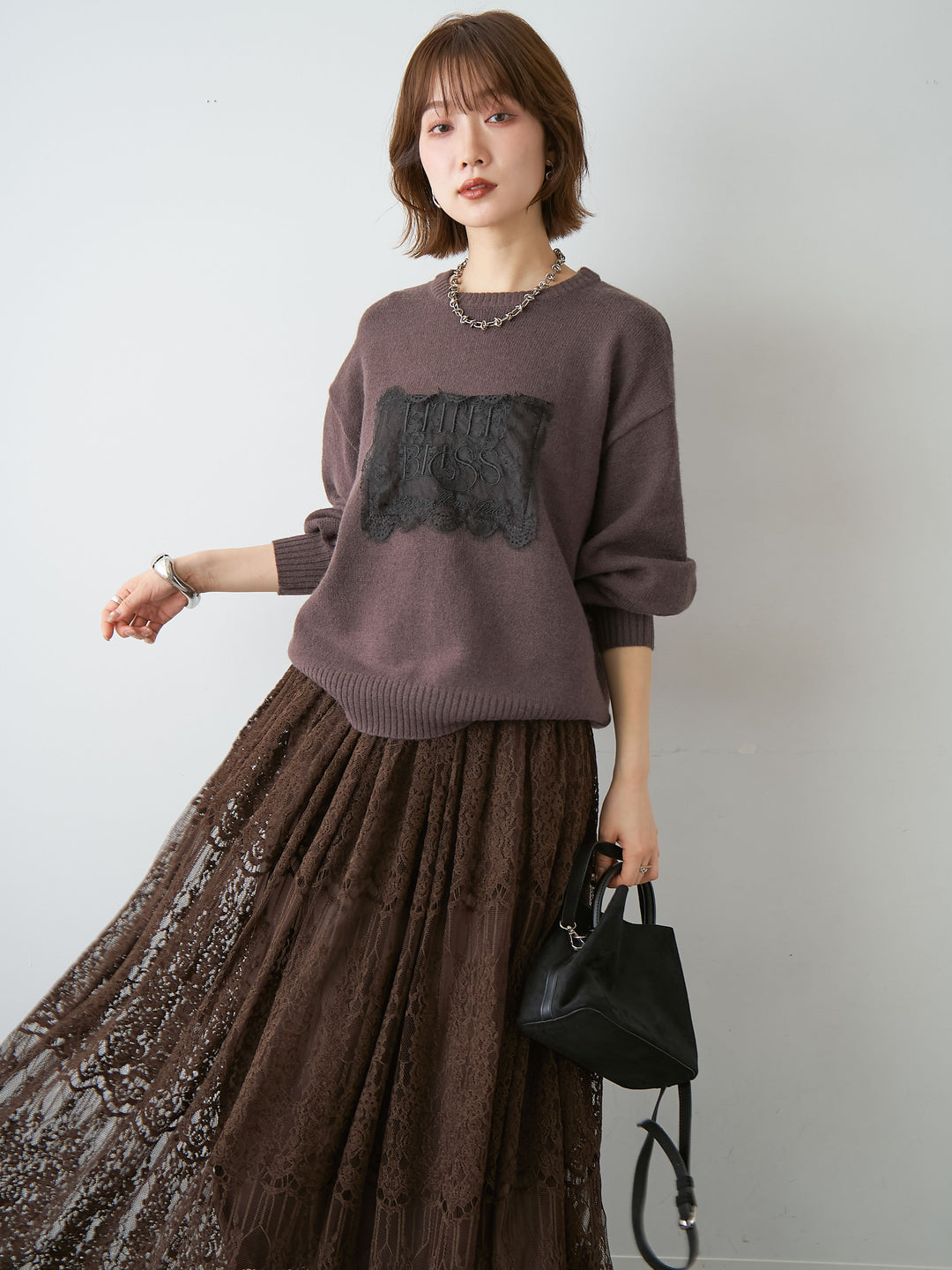 [SET]アルパカタッチ刺繍レースロゴニットプルオーバー+ベロアレースドレープフレアスカート(2set)
