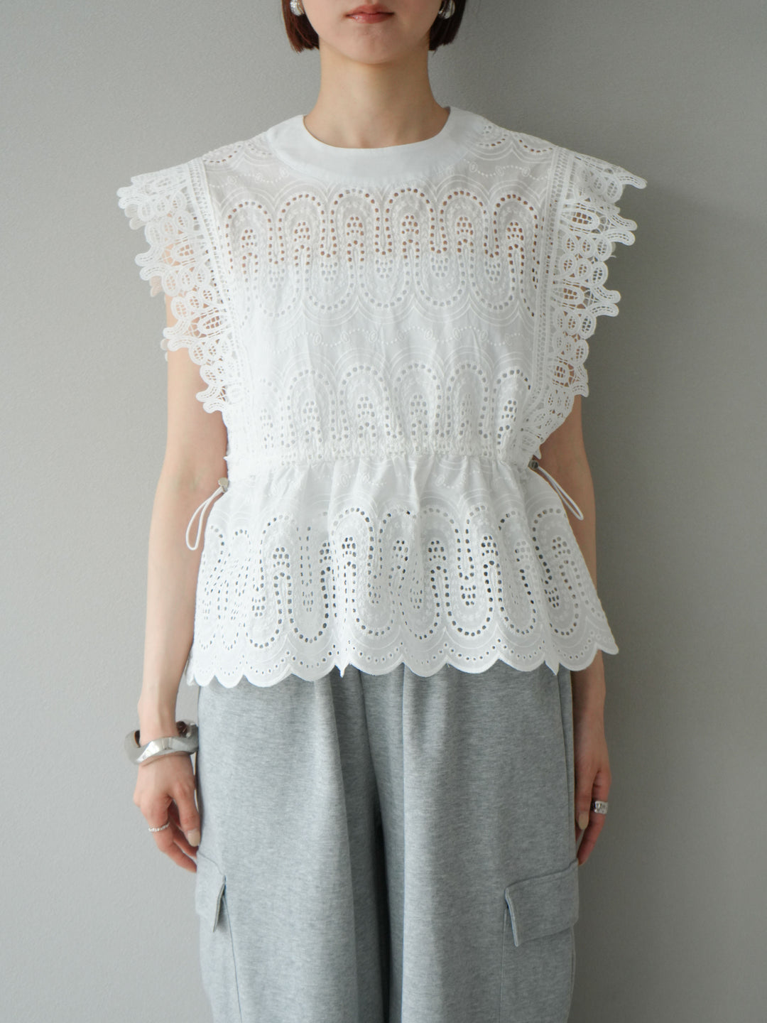 [予約]スカラップ刺繍レースブラウス/ホワイト