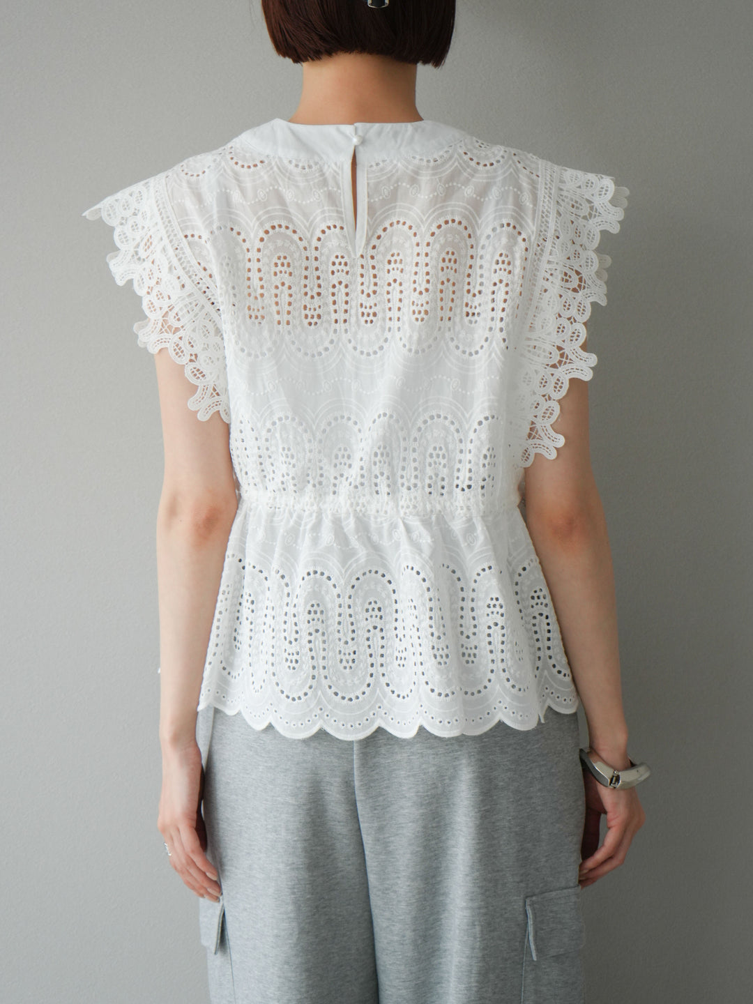 [予約]スカラップ刺繍レースブラウス/ホワイト