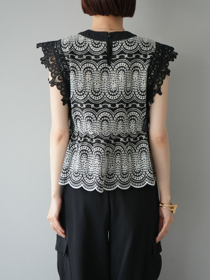 [予約]スカラップ刺繍レースブラウス/ブラック