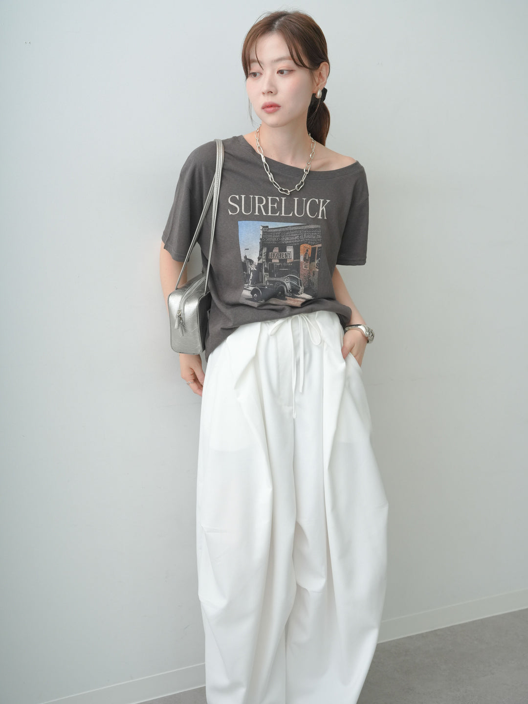 [SET]ワイドネックプリントTEE+ベルトループカーブタックワイドパンツ(2set)