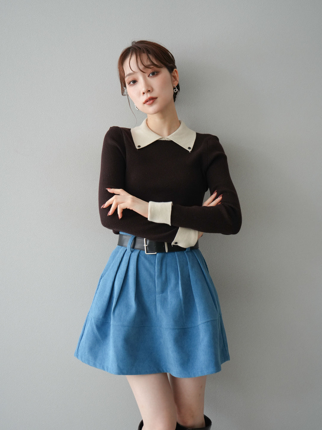 [予約]ニットカフス襟付き配色リブニットトップス/brown