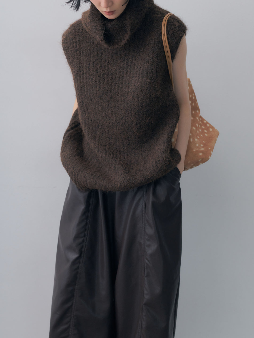 [予約]ハイネックシャギーオーバーニットベスト/brown