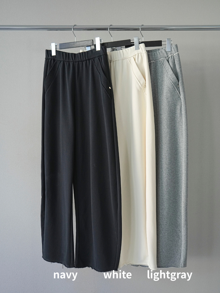 [SET]ゴールドボタンニットカーディガン+アウトシームカットオフスエットパンツ(2set)