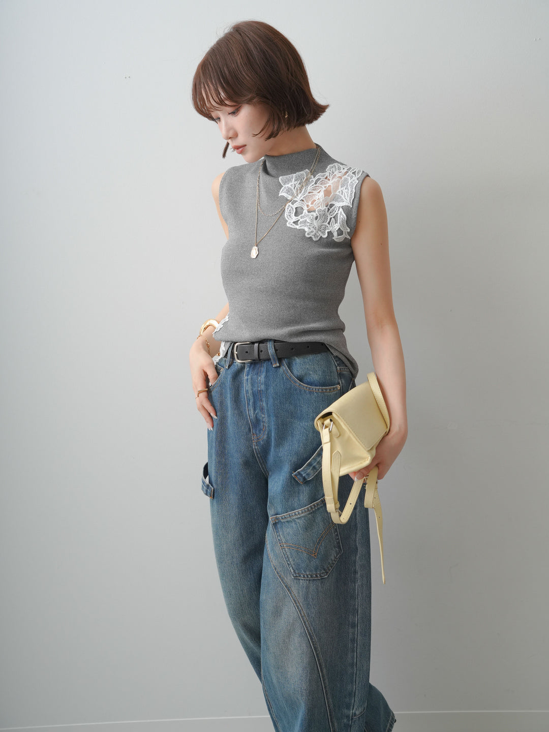 【套裝】側邊蕾絲無袖仿針織上衣 + 側邊蕾絲無袖仿針織上衣（兩件套）
