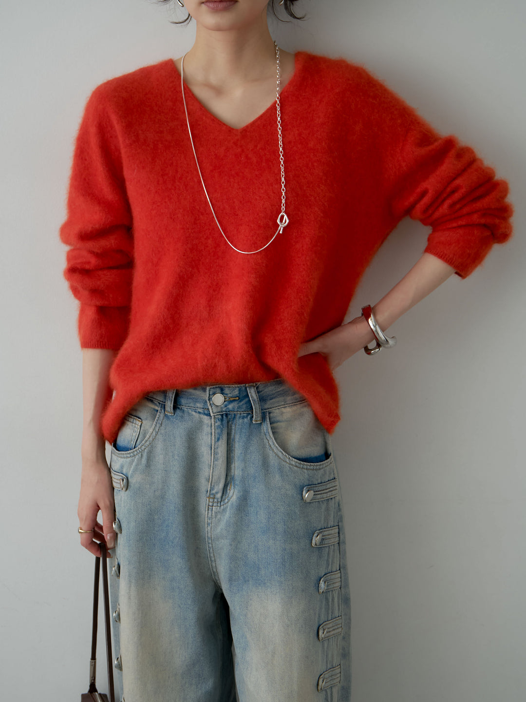[予約]カシミア混フェザータッチVネックニットトップス/orange