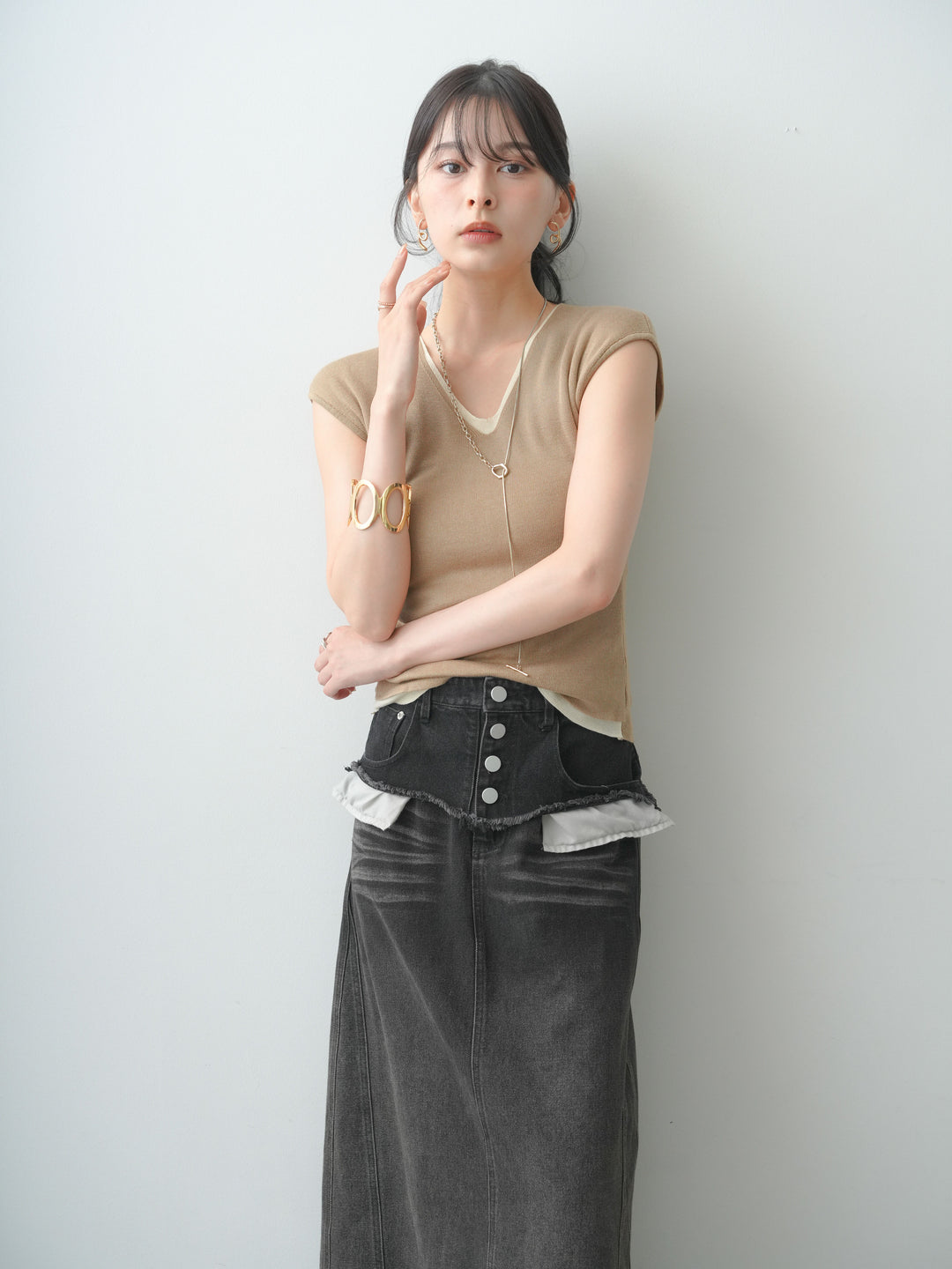 [予約]フロントレイヤードVネックニットトップス/beige