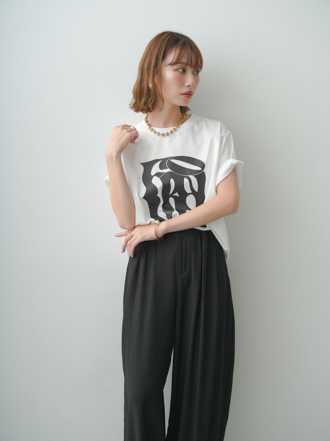 [SET]クールタッチアートロゴオーバーTEE+ベルト付ワッシャーライトワイドパンツ(2set)