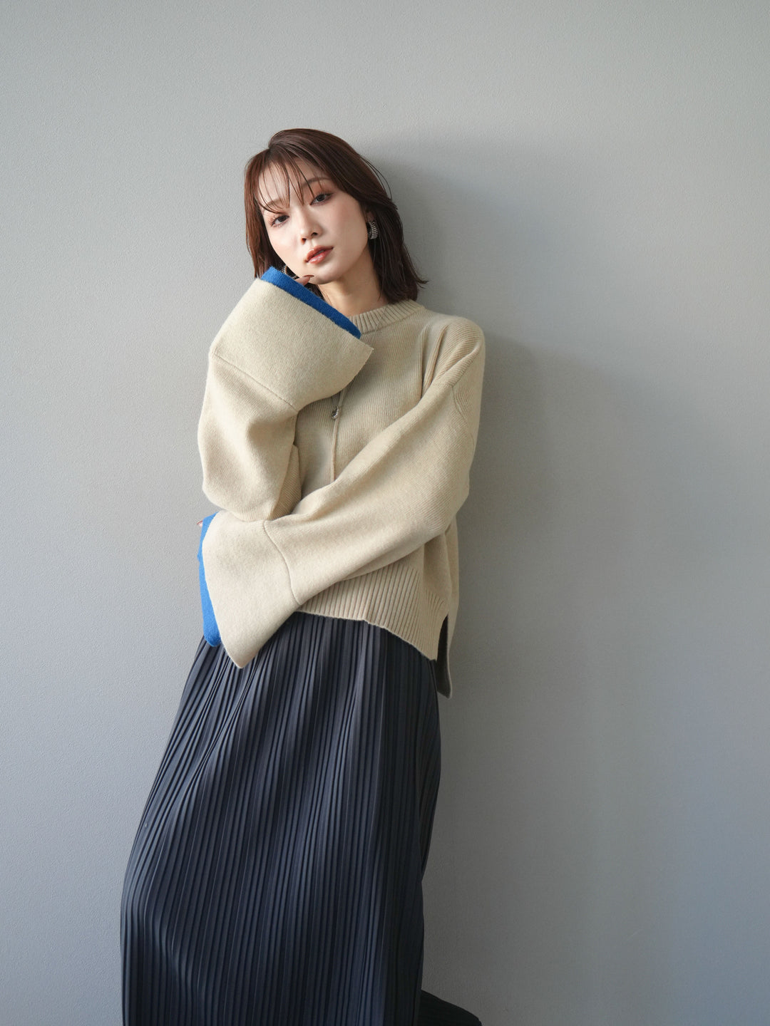 [SET]袖レイヤード配色ニットプルオーバー+プリーツIラインスカート(2set)