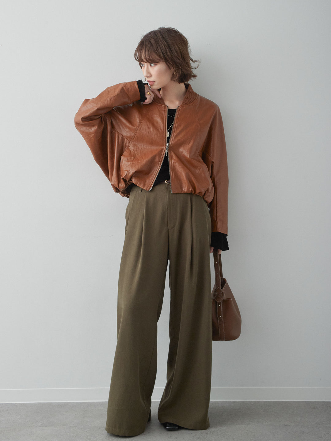 [SET]レザーライクドルマンブルゾン+ツータックドレープストレートパンツ(2set)