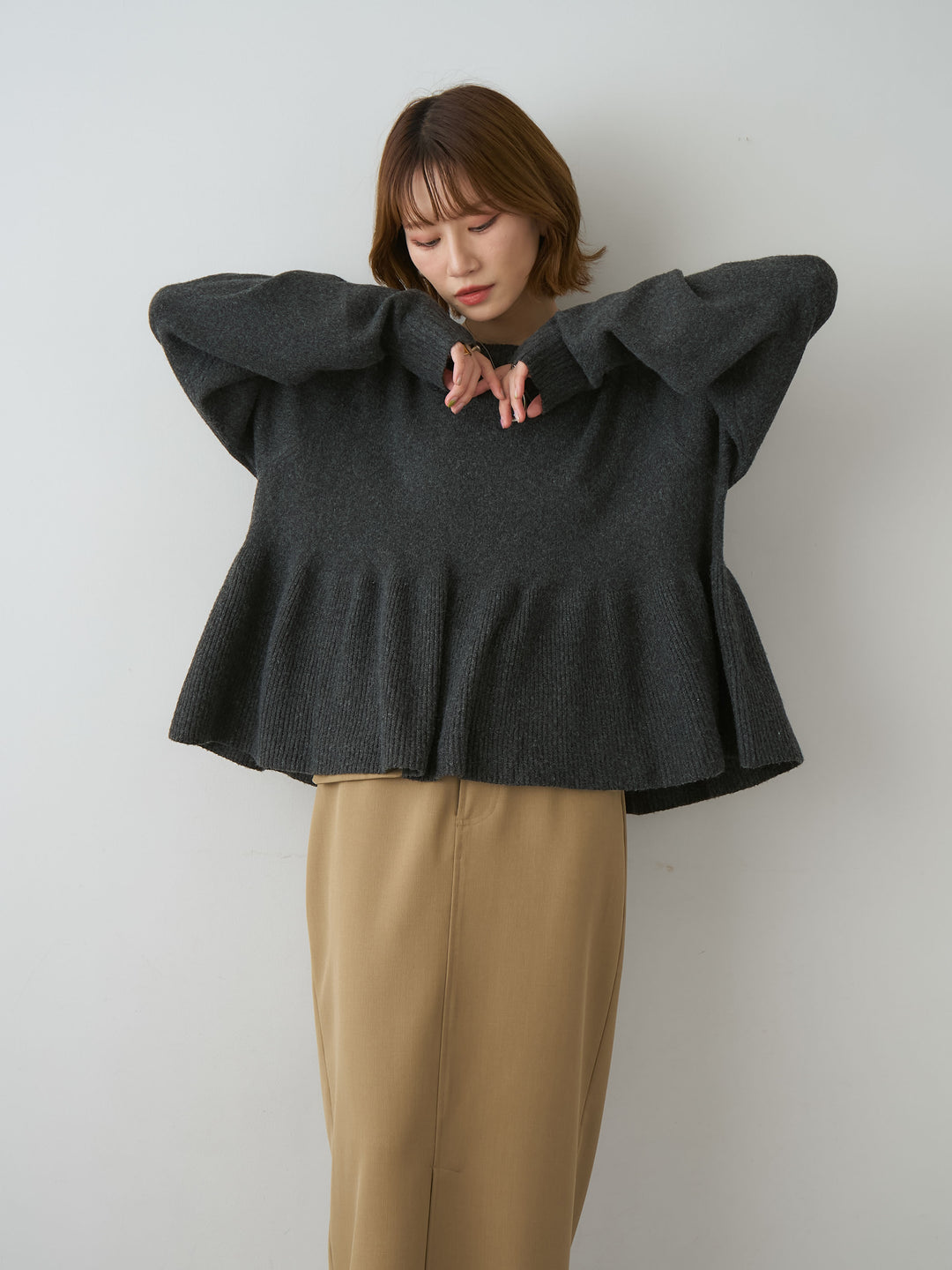[SET]ペプラムニットプルオーバー+選べるアクセセット(2set)