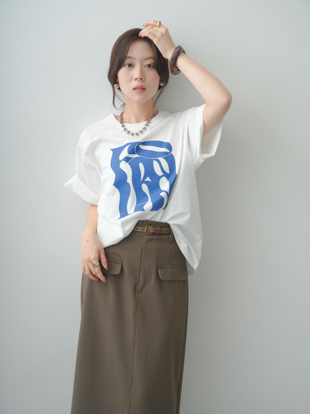 [SET]クールタッチアートロゴオーバーTEE+クレープデシンフラップ付きストレートスカート(2set)