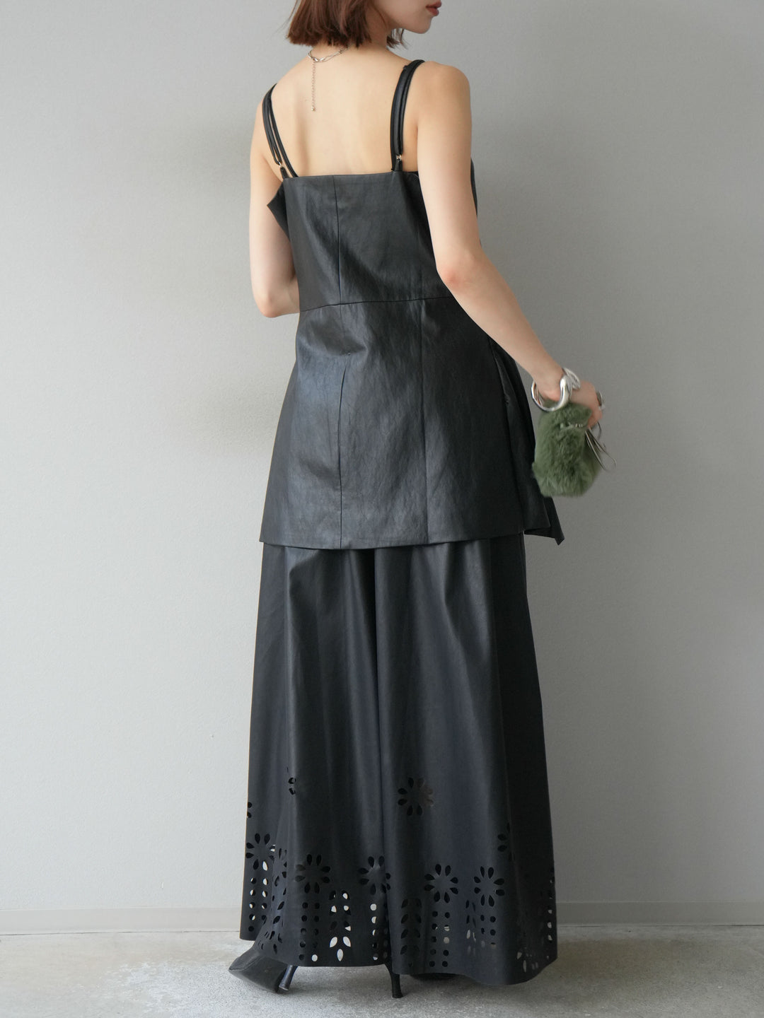 [予約]レイヤードレザーキャミソールチュニック/ブラック