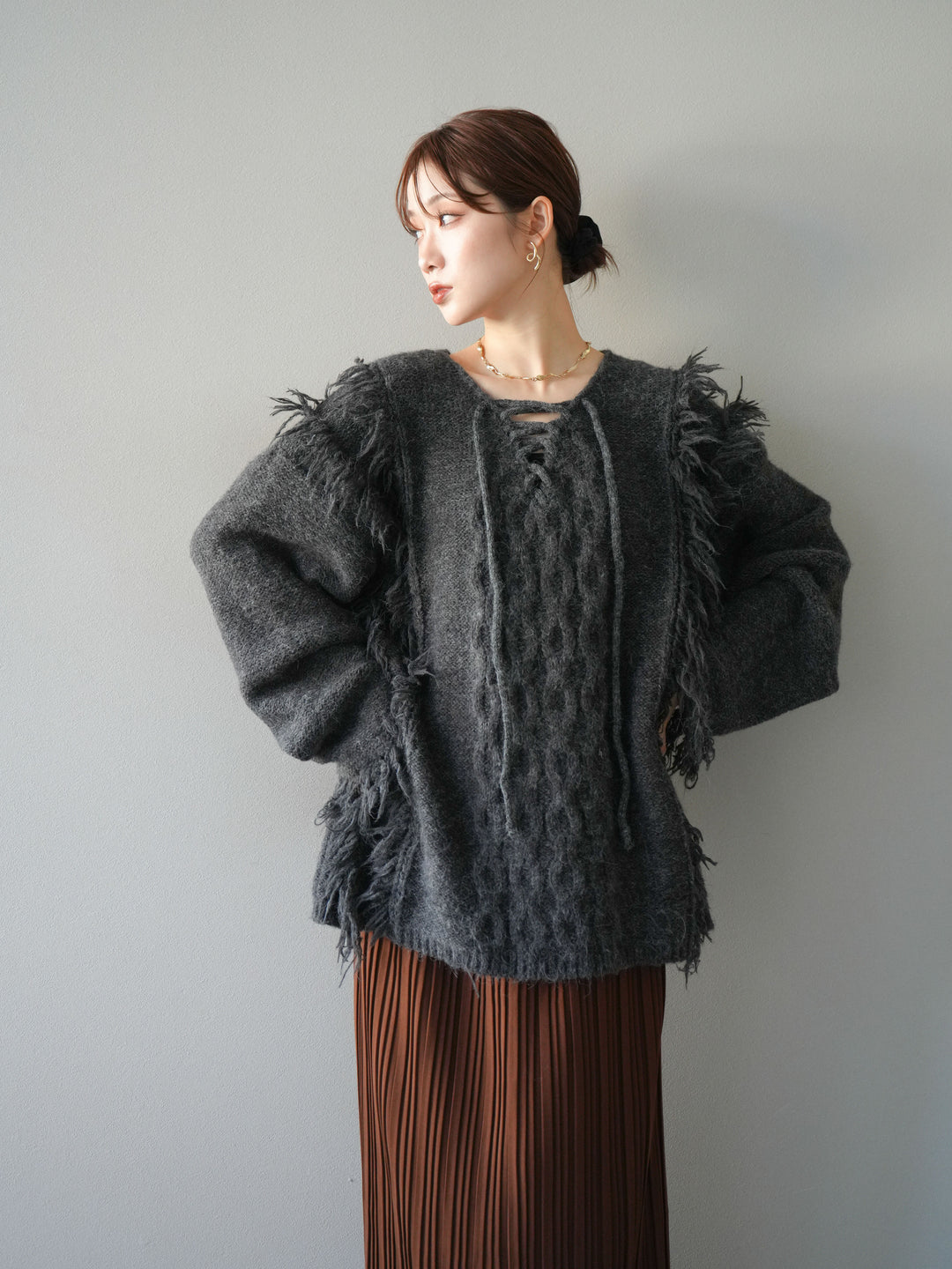 [予約]レースアップフリンジニットプルオーバー/gray