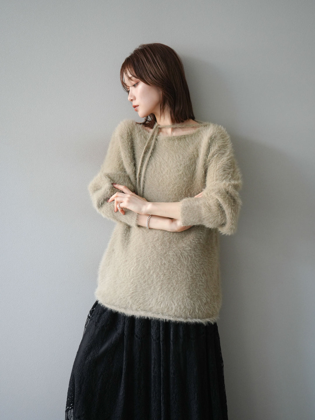 [予約]紐付きシャギーニットプルオーバー/beige