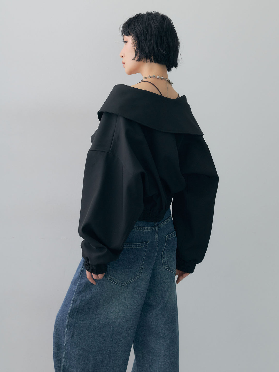 [SET]サイドベルトビッグカラーショートジャケット+カップ付きバッククロスキャミソール(2set)