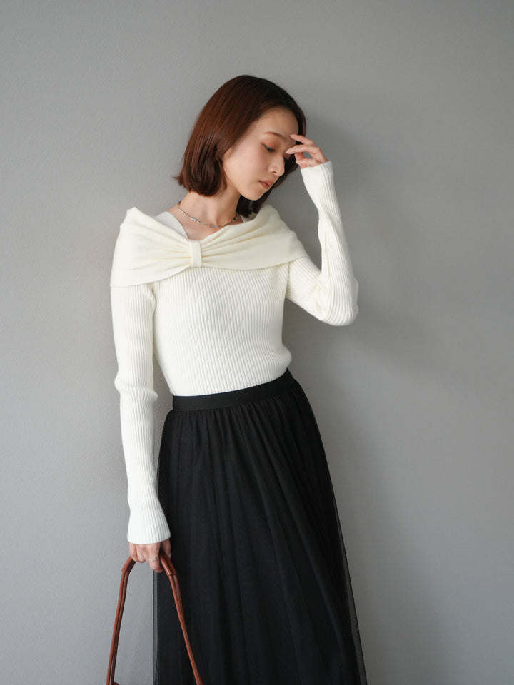 [予約]リボンモチーフオフショルリブニットトップス/white