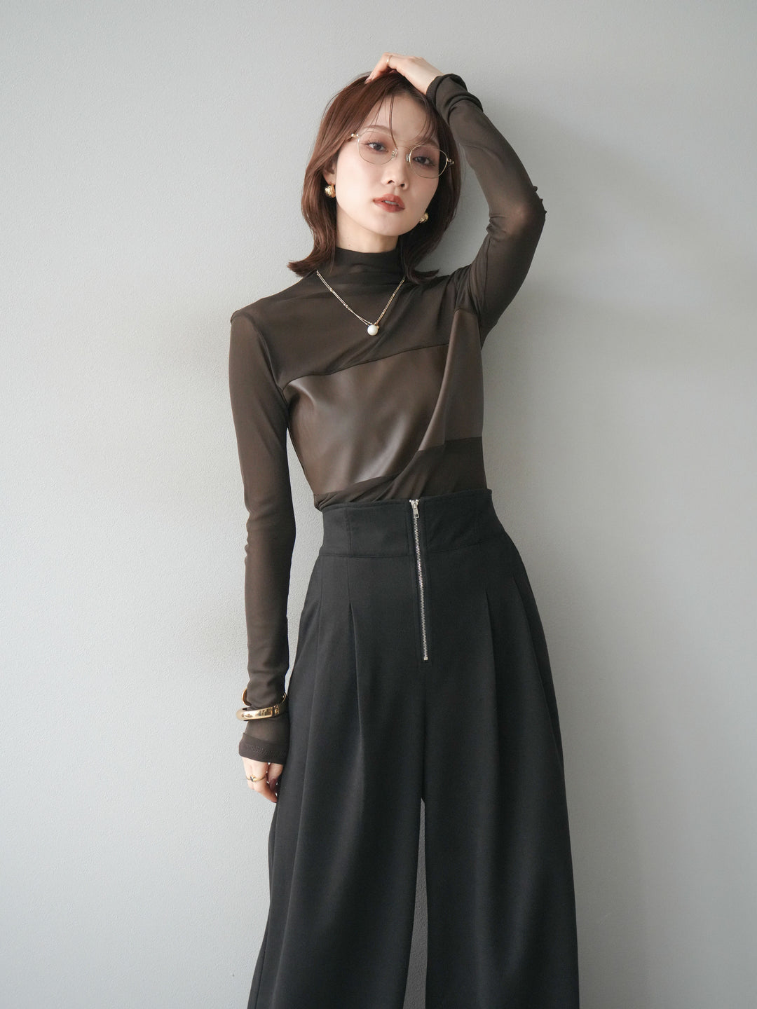 [予約]レザー切替プチネックシアートップス/khaki