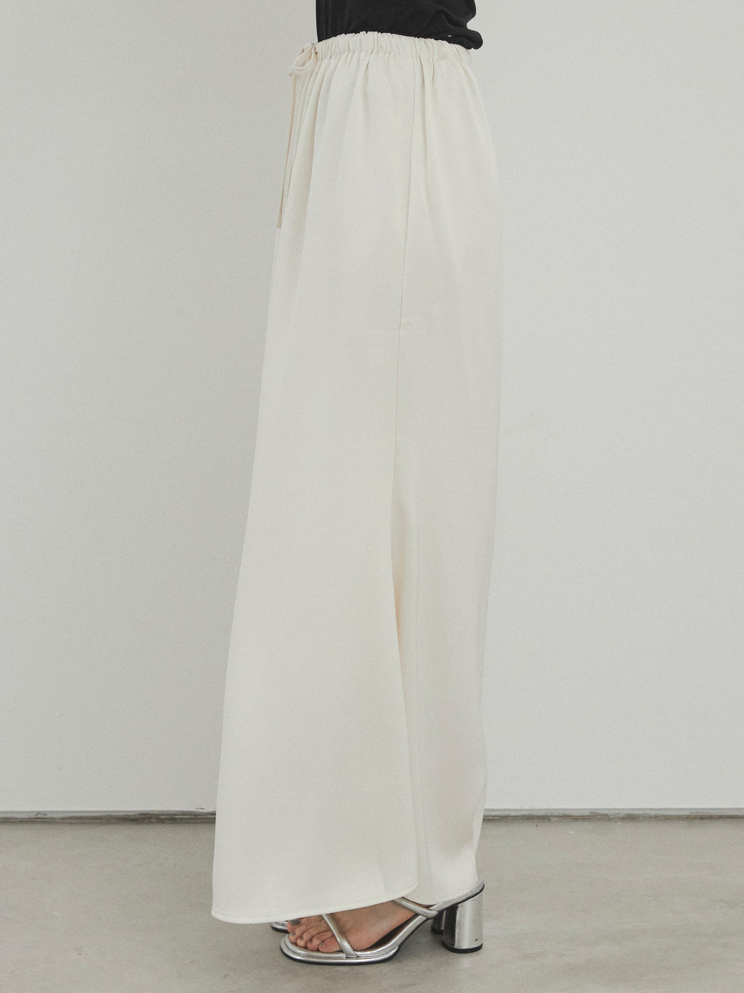 [予約]リラックスナロースカート/アイボリー