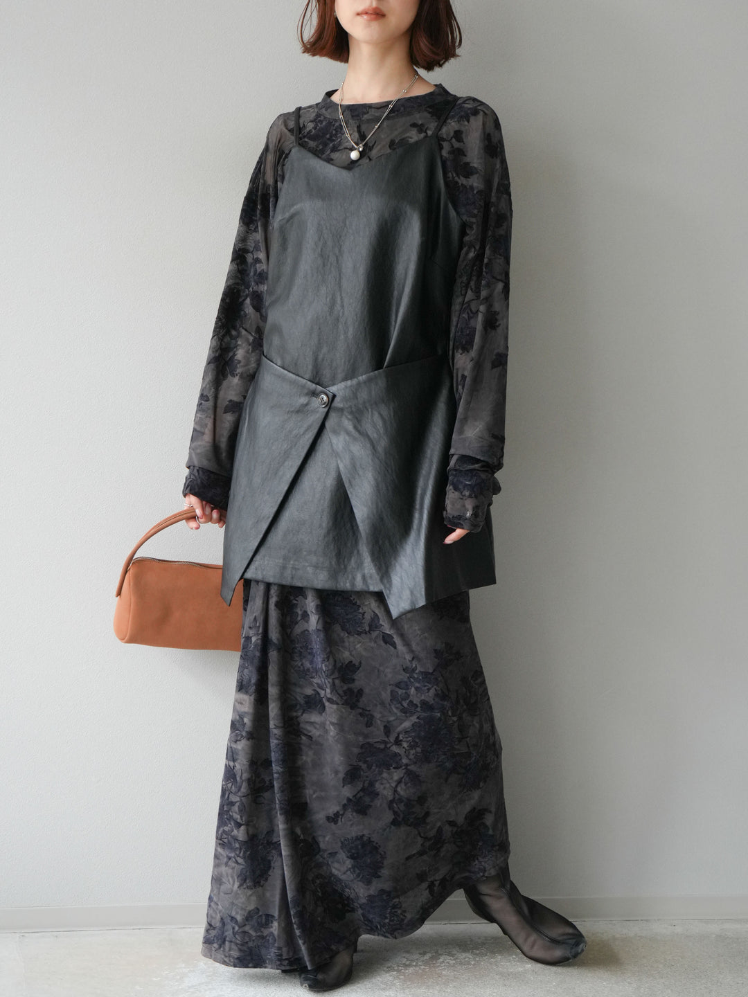 [予約]レイヤードレザーキャミソールチュニック/ブラック