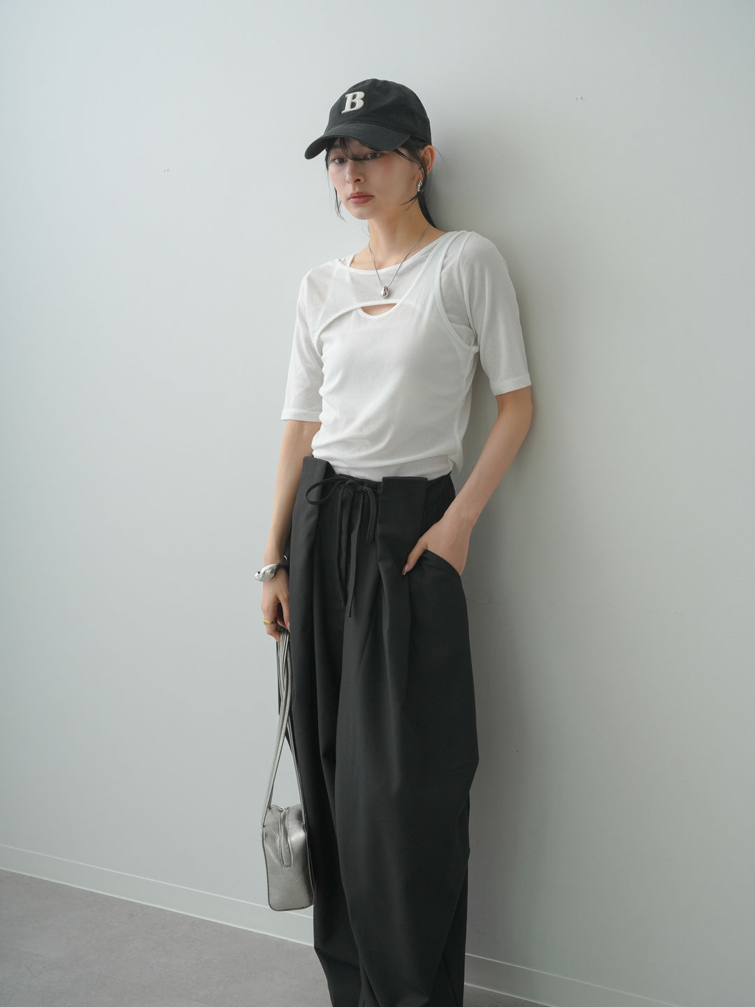 [SET]前後2wayシアーアシメレイヤード風TEE+ベルトループカーブタックワイドパンツ(2set)