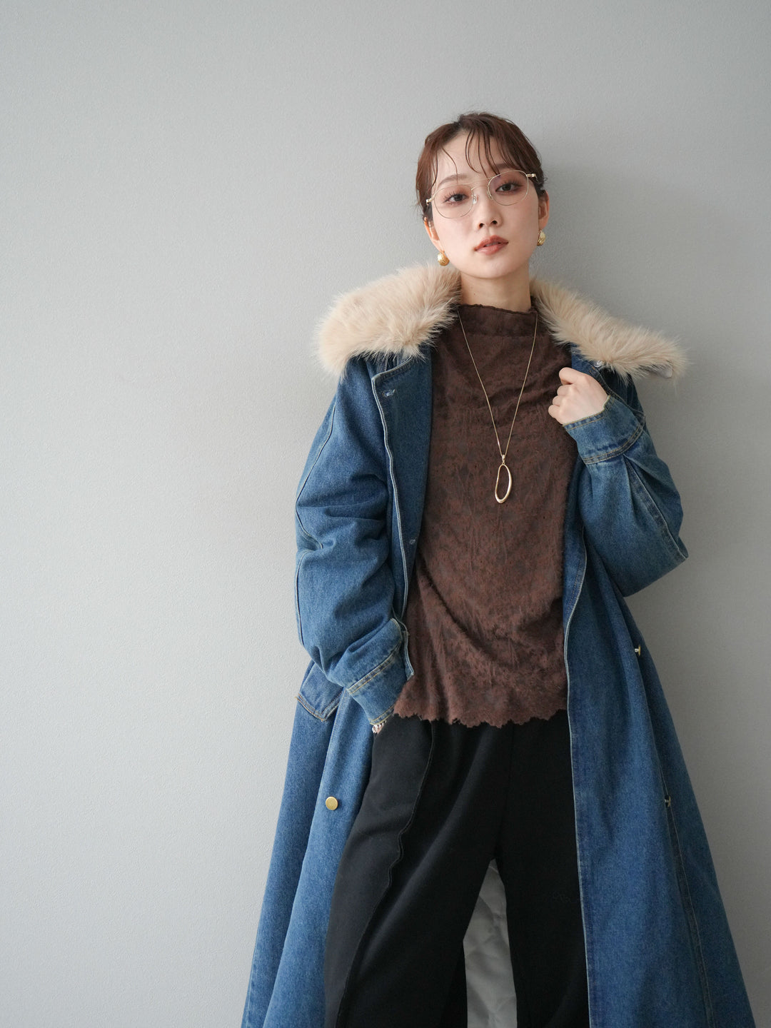 [予約]ファー襟デニムロングコート/blue